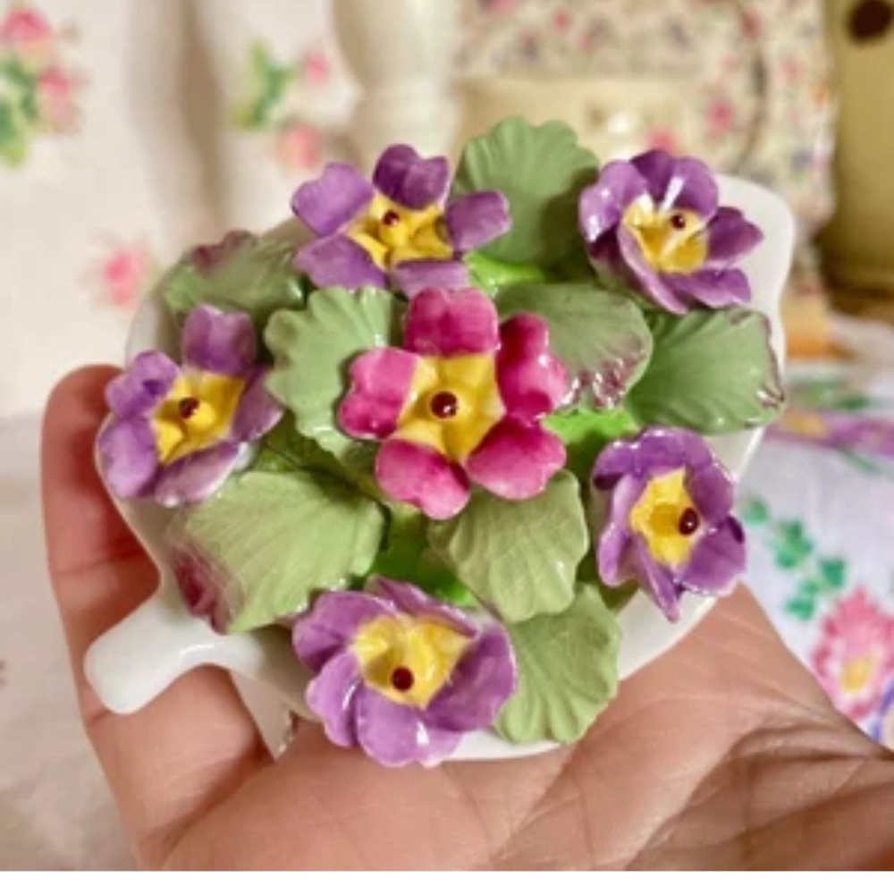 Vintage Vase Ceramic Collectible Aynsley Primrose England Floral Purple Handmade